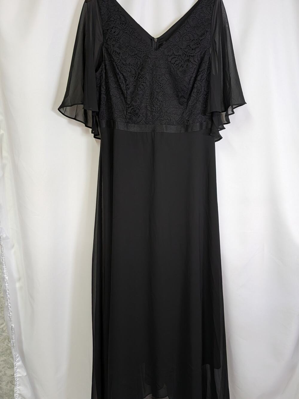 Dress Tells Black Long Formal Dress - Size 2XL - NWT